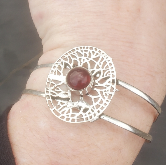 New Garnet 925 Silver Cuff Bracelet. - Picture 3 of 14